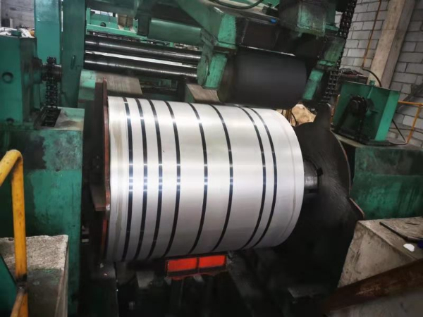 不銹鋼板開(kāi)平線